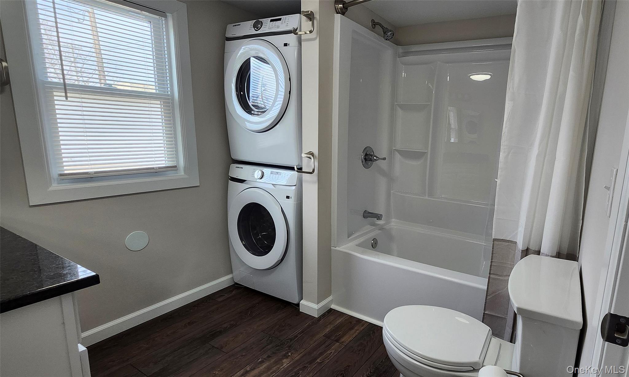 Single Family Lincoln  Suffolk County, NY 11741, MLS-942693-11