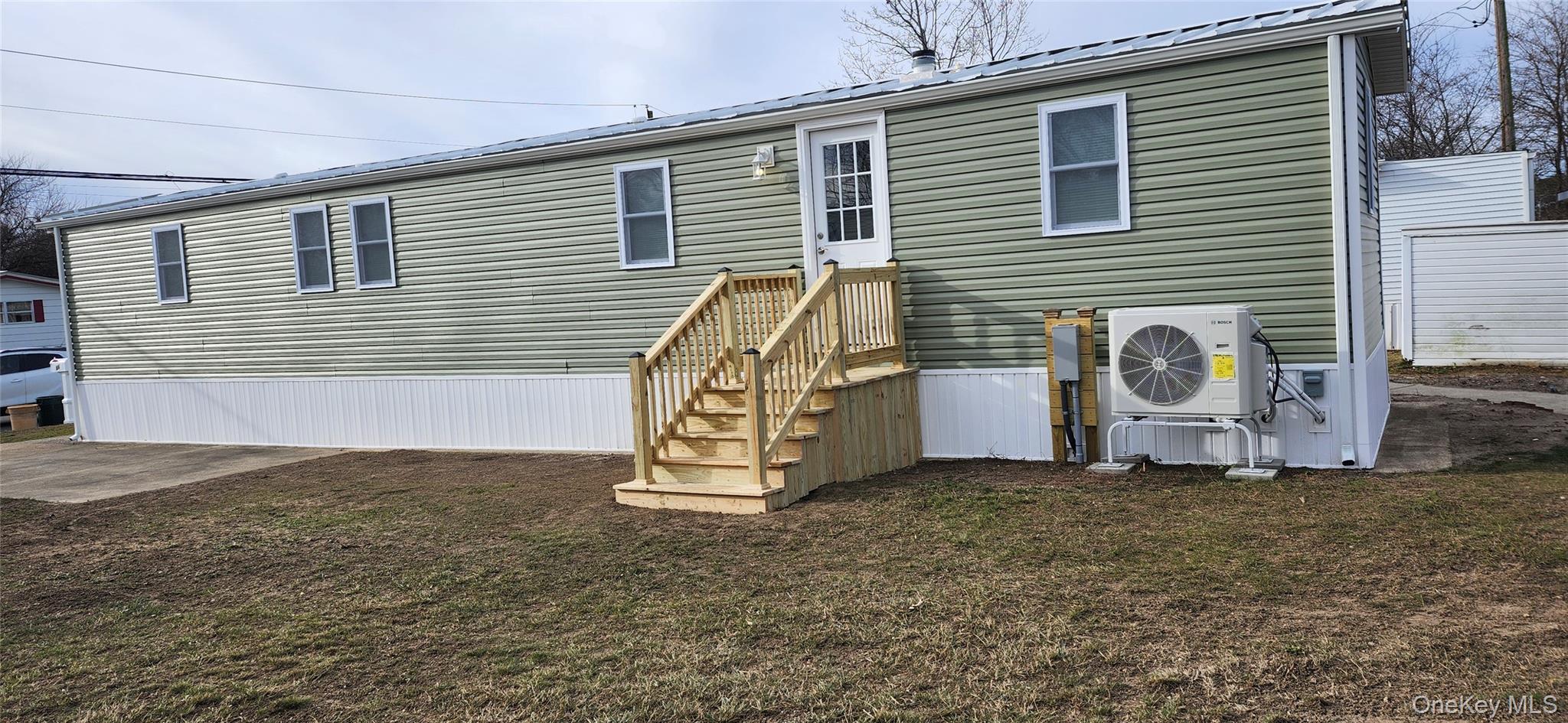 Single Family Lincoln  Suffolk County, NY 11741, MLS-942693-14