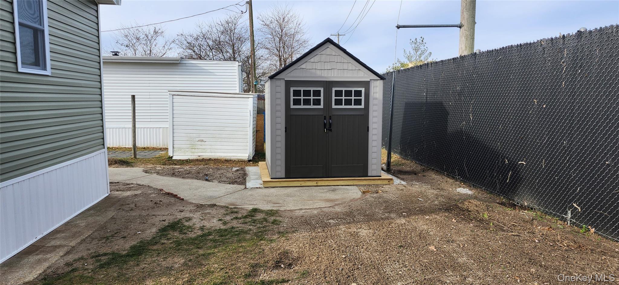 Single Family Lincoln  Suffolk County, NY 11741, MLS-942693-17