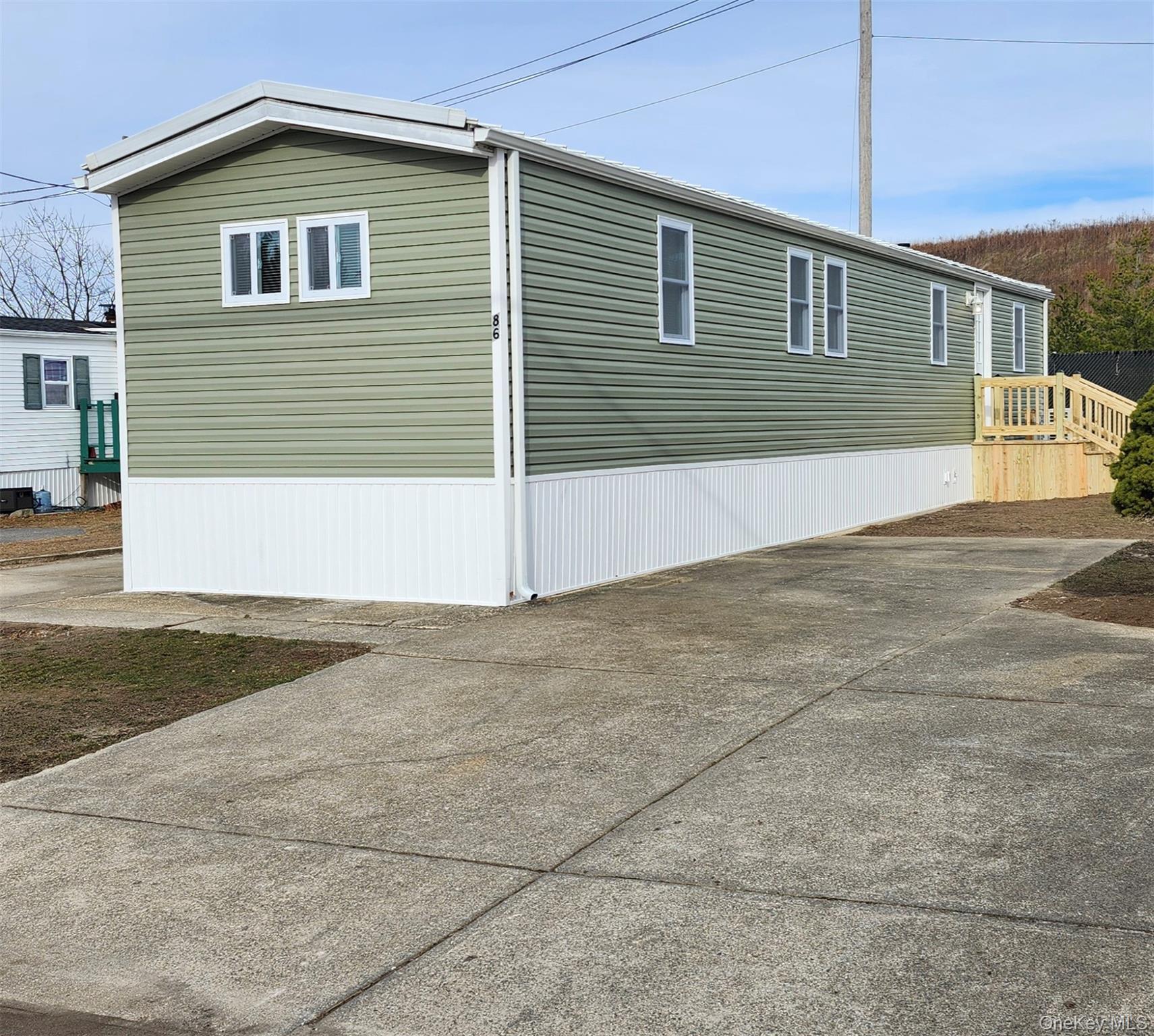 Single Family Lincoln  Suffolk County, NY 11741, MLS-942693-3