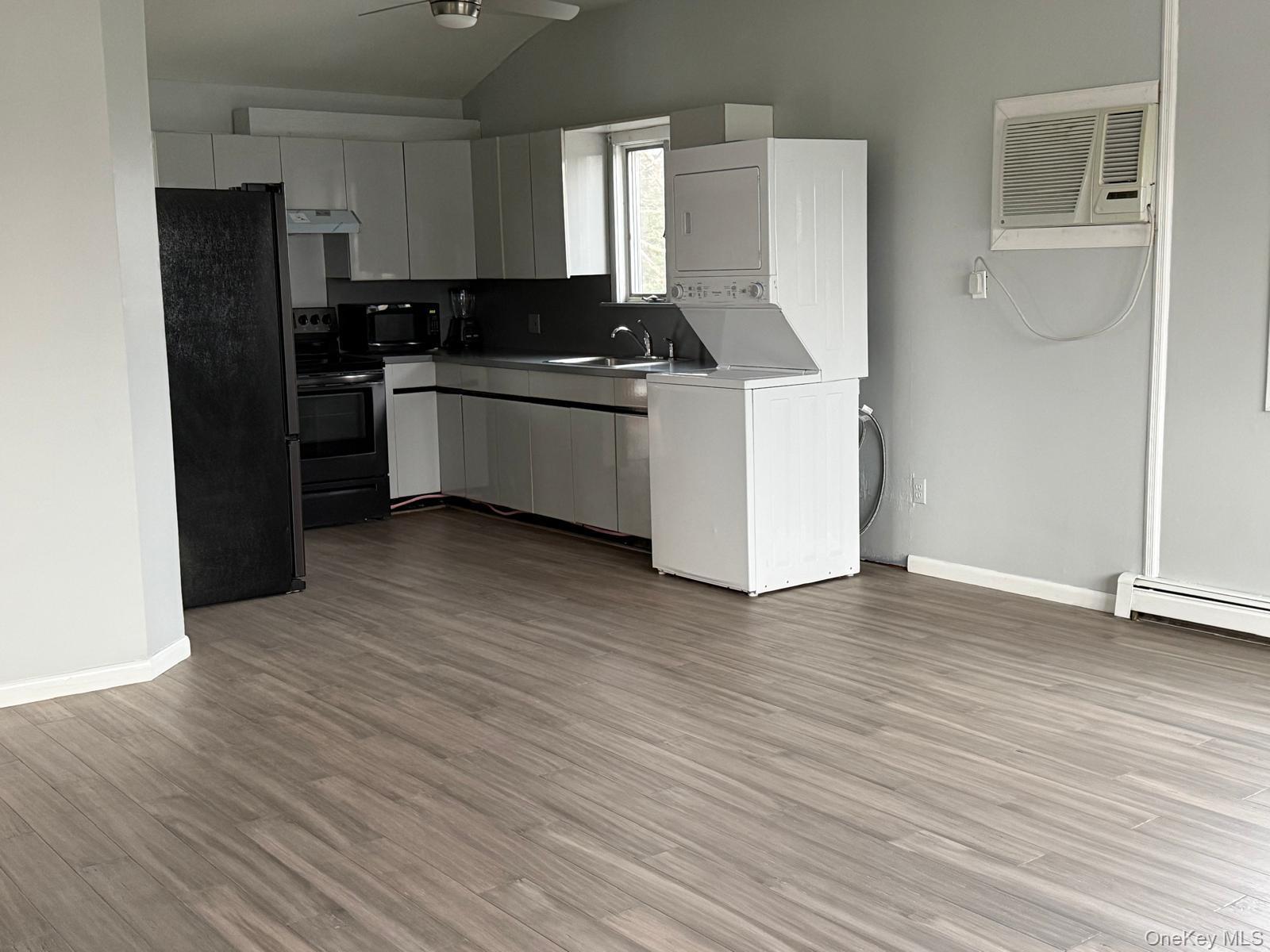 Single Family Florence Nassau County, NY 11714, MLS-942727-4