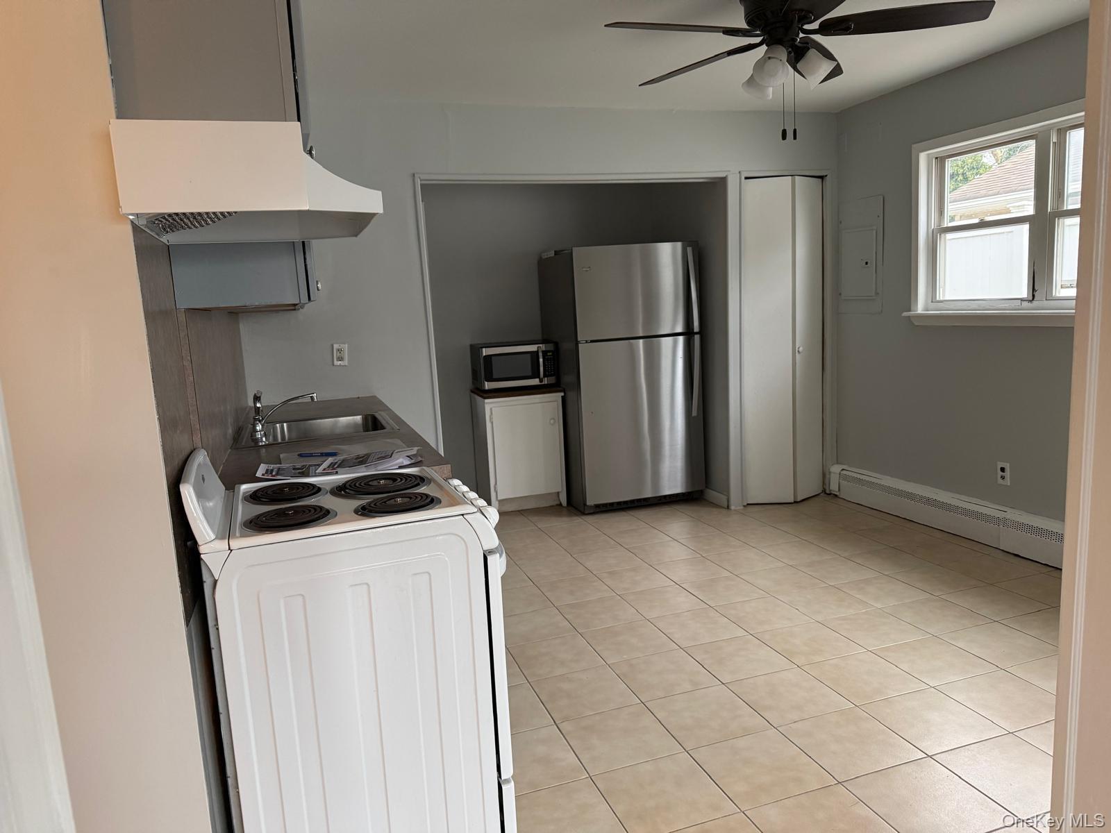 Single Family Florence Nassau County, NY 11714, MLS-942727-5