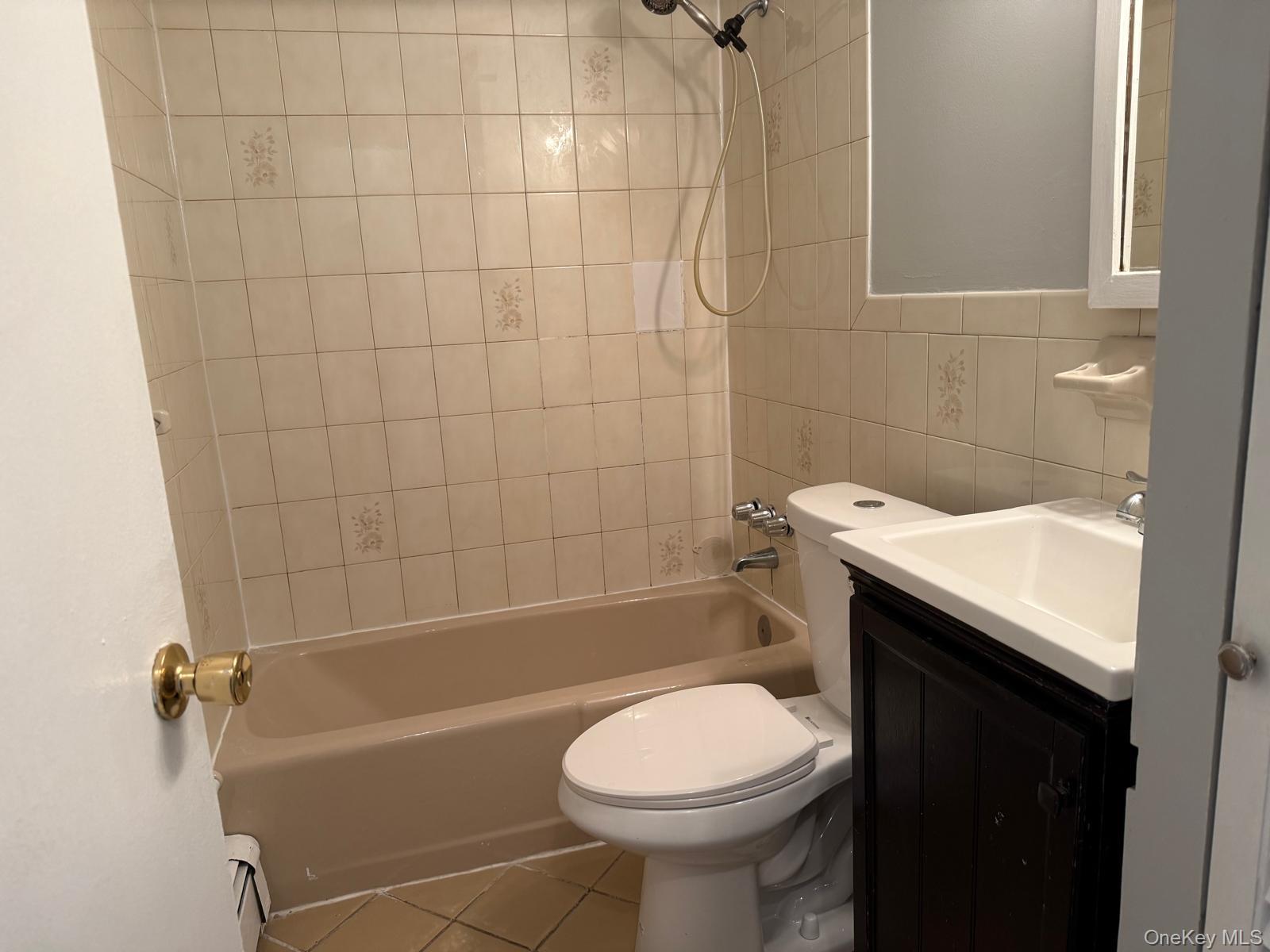 Single Family Florence Nassau County, NY 11714, MLS-942727-7