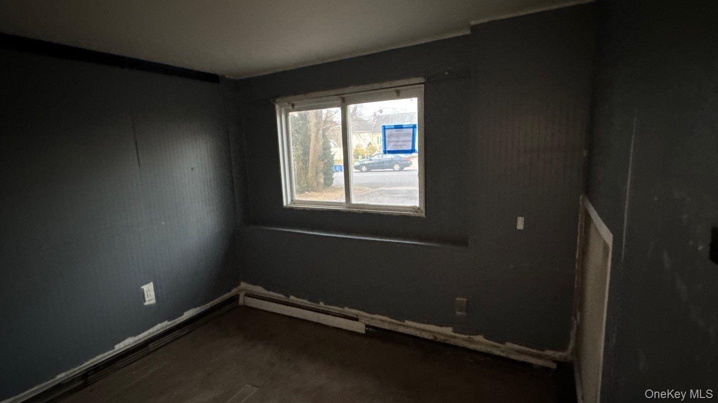 Single Family Skidmore Suffolk County, NY 11729, MLS-942729-3