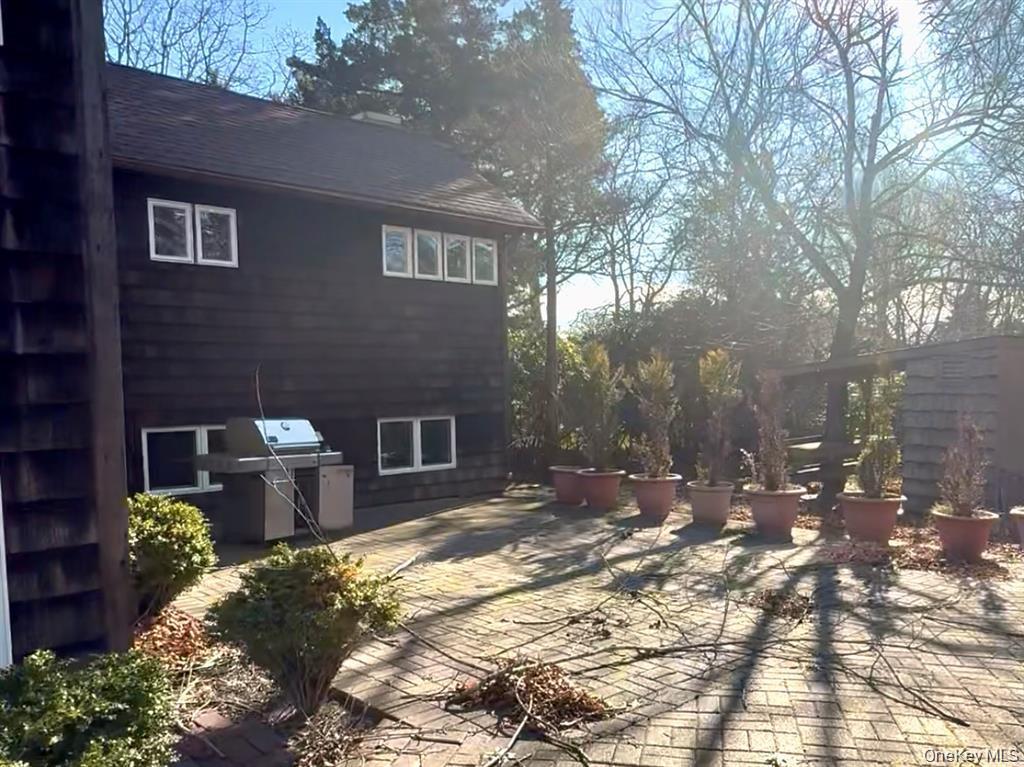Single Family Cedar Drive Suffolk County, NY 11968, MLS-942735-20