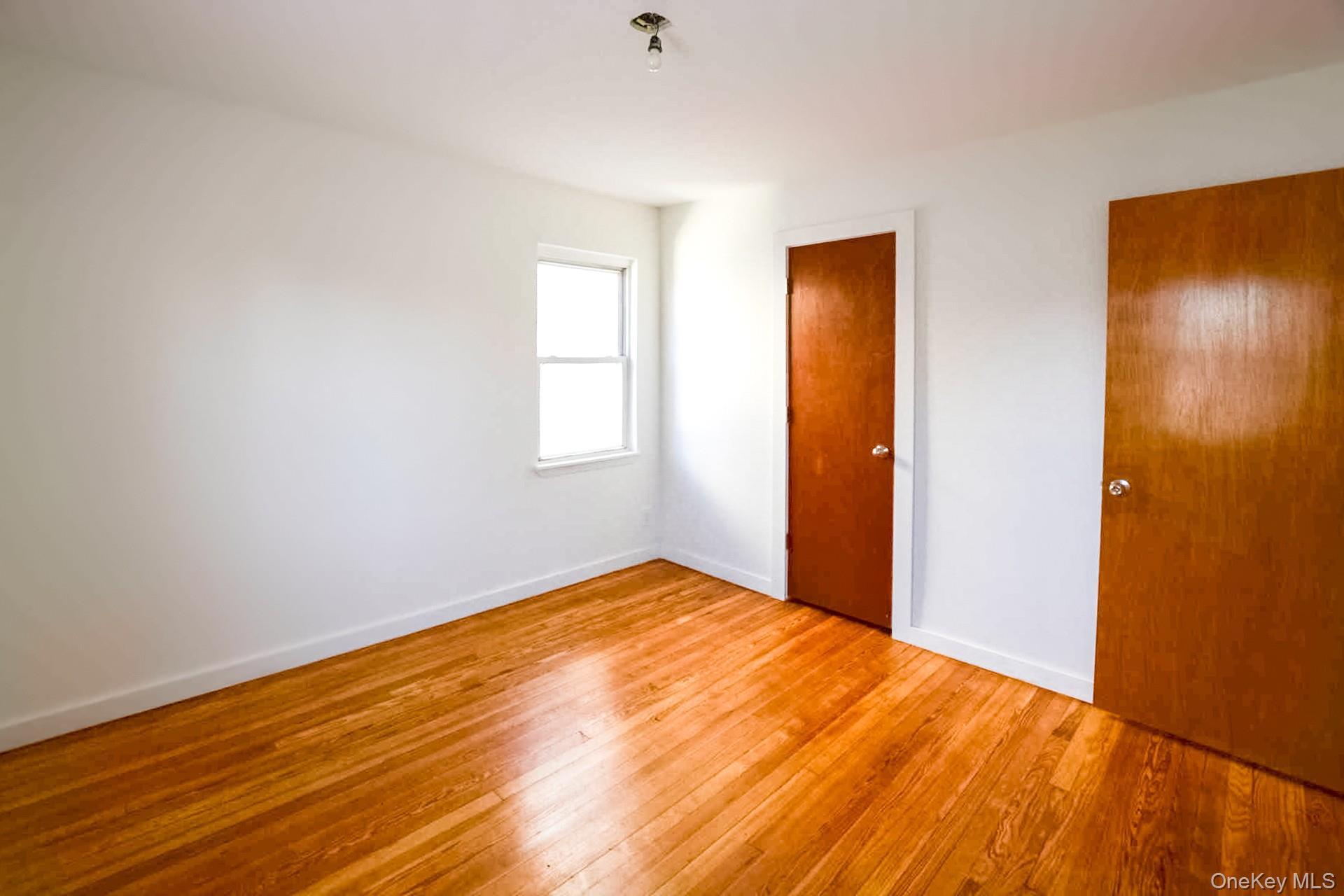 Apartment 240 Queens, NY 11426, MLS-942736-7