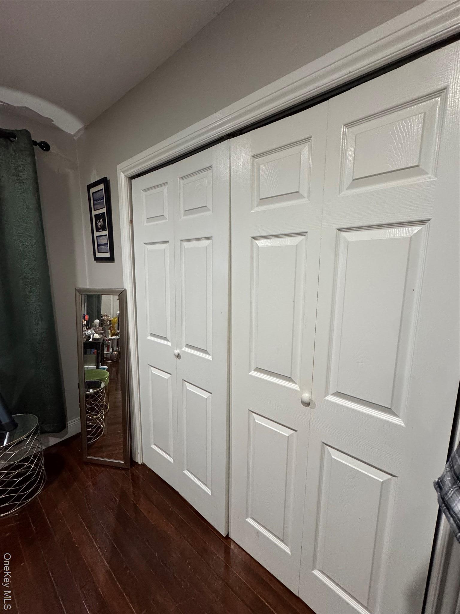 Single Family Hamilton  Nassau County, NY 11550, MLS-942764-11