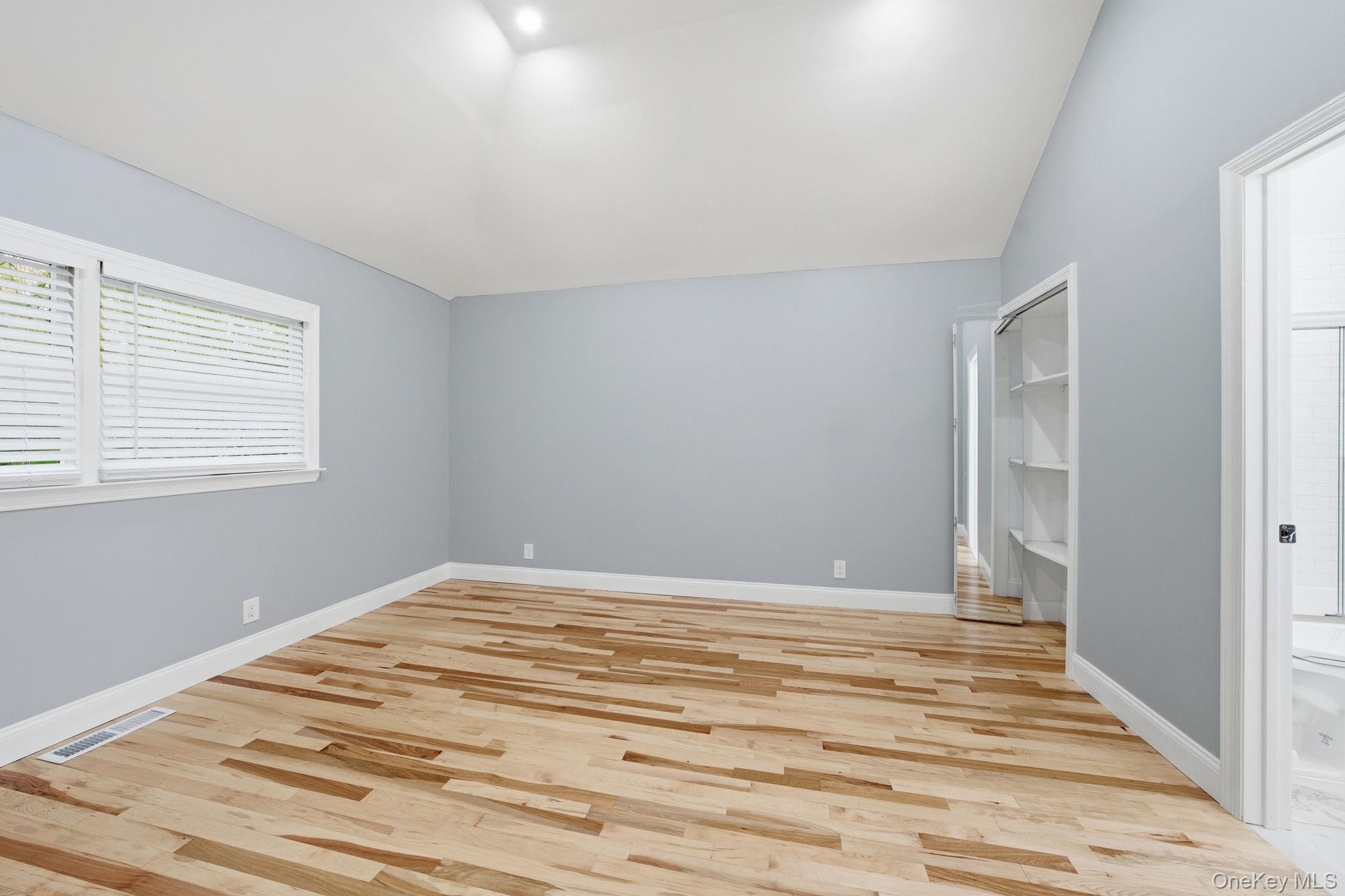 Single Family Beltagh  Nassau County, NY 11710, MLS-942769-11