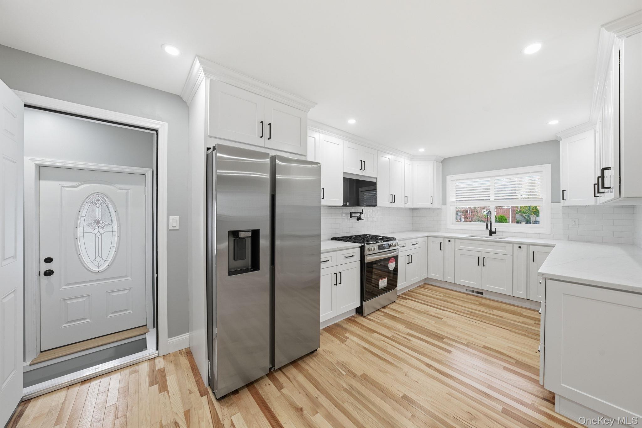 Single Family Beltagh  Nassau County, NY 11710, MLS-942769-5