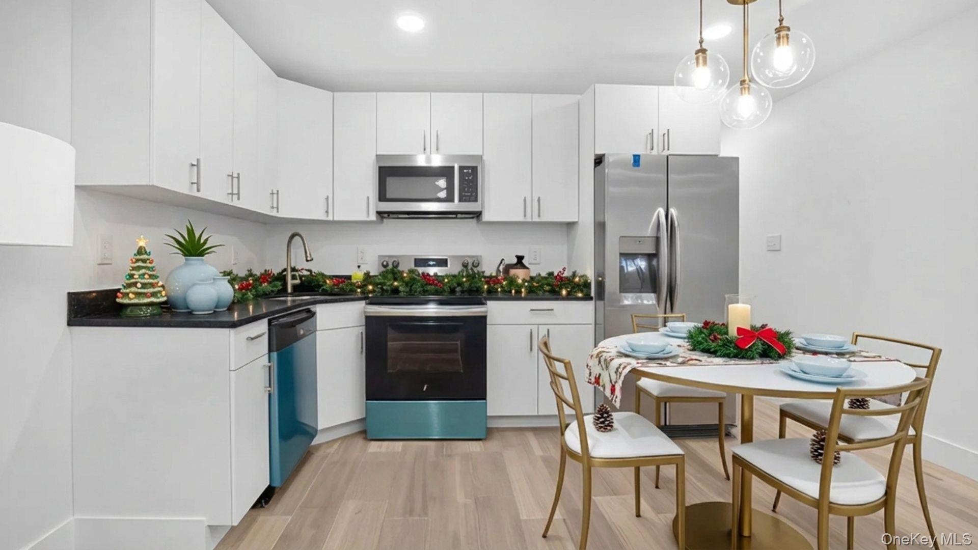 Single Family Duryea Bronx, NY 10466, MLS-942772-3