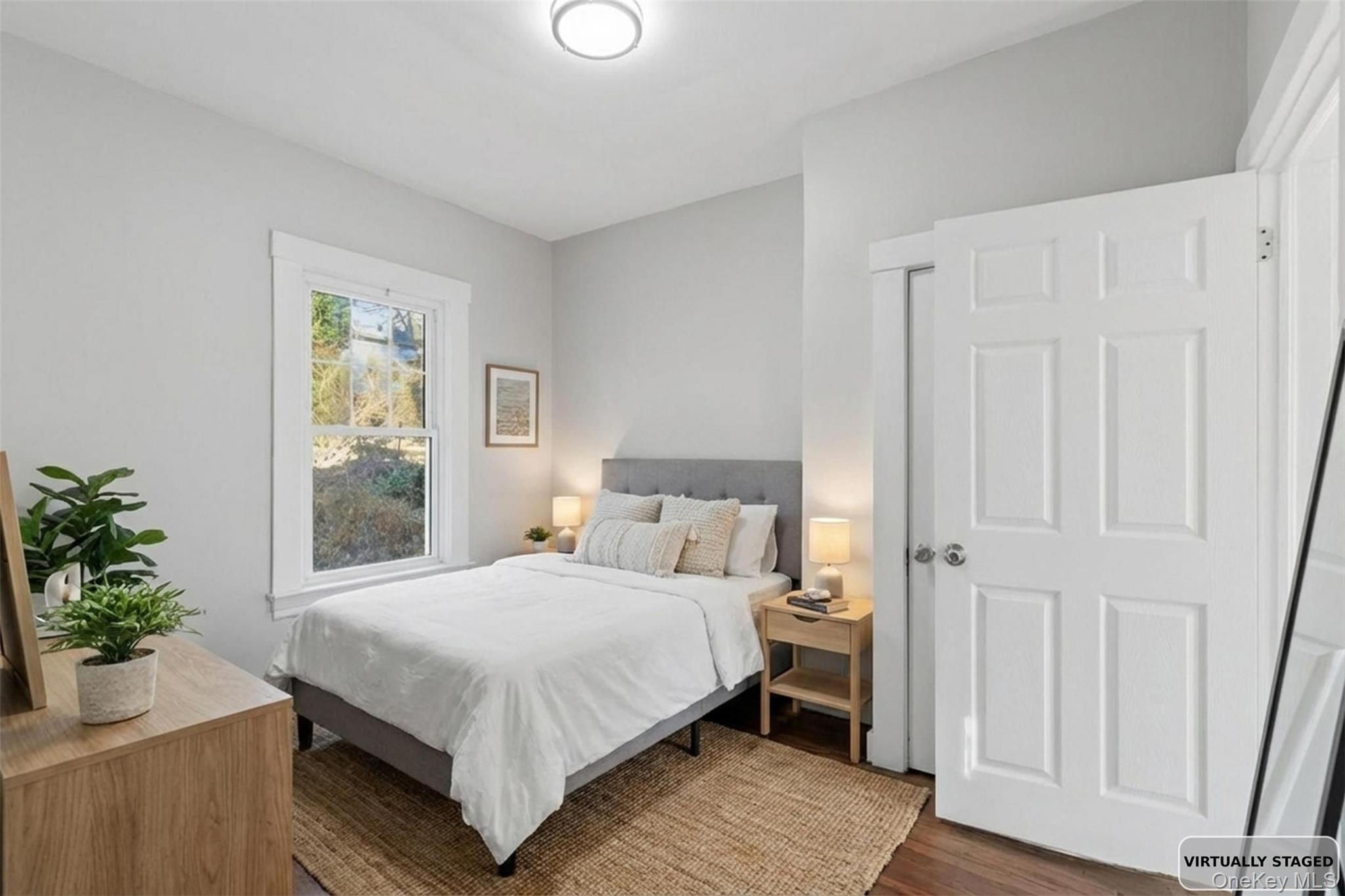 Single Family Hamilton Westchester County, NY 10562, MLS-942775-18