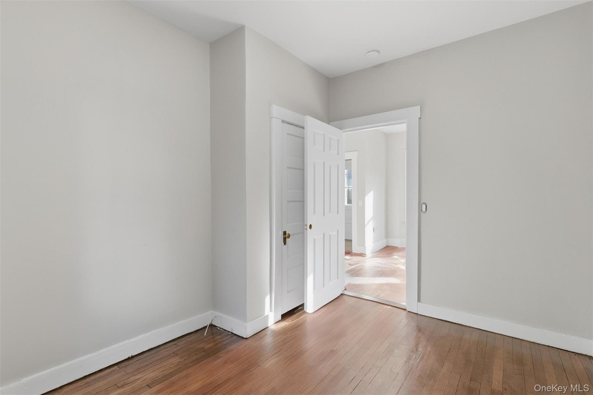 Single Family Hamilton Westchester County, NY 10562, MLS-942775-19