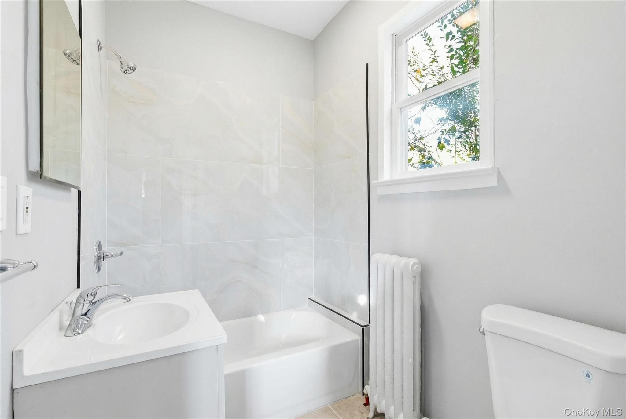 Single Family Hamilton Westchester County, NY 10562, MLS-942775-21