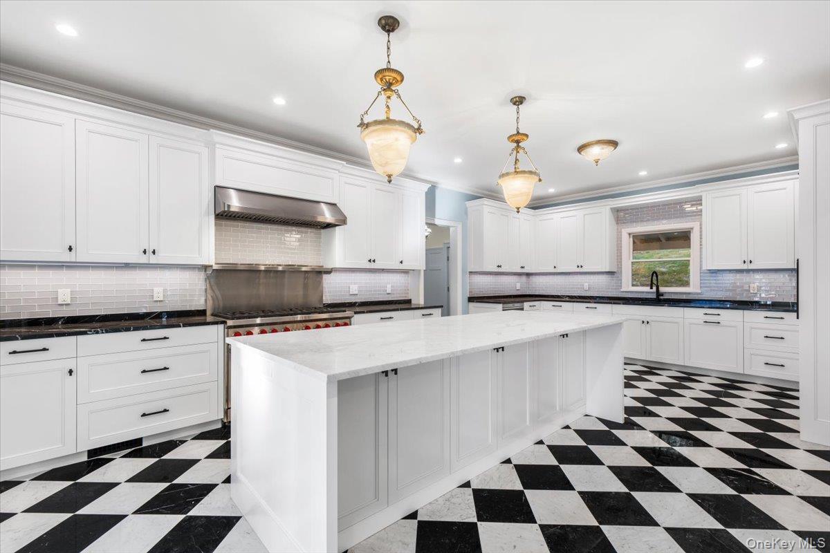 Single Family Somerstown Westchester County, NY 10562, MLS-942815-12