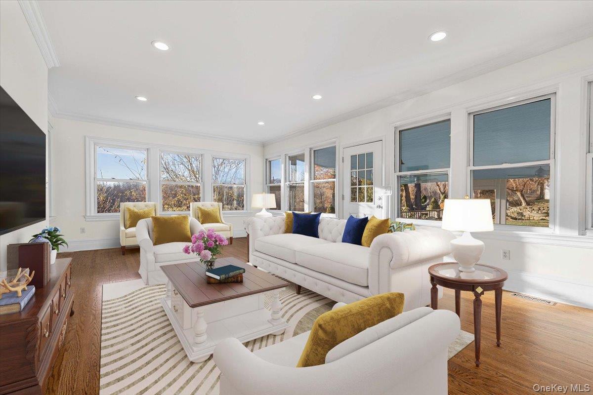 Single Family Somerstown Westchester County, NY 10562, MLS-942815-16