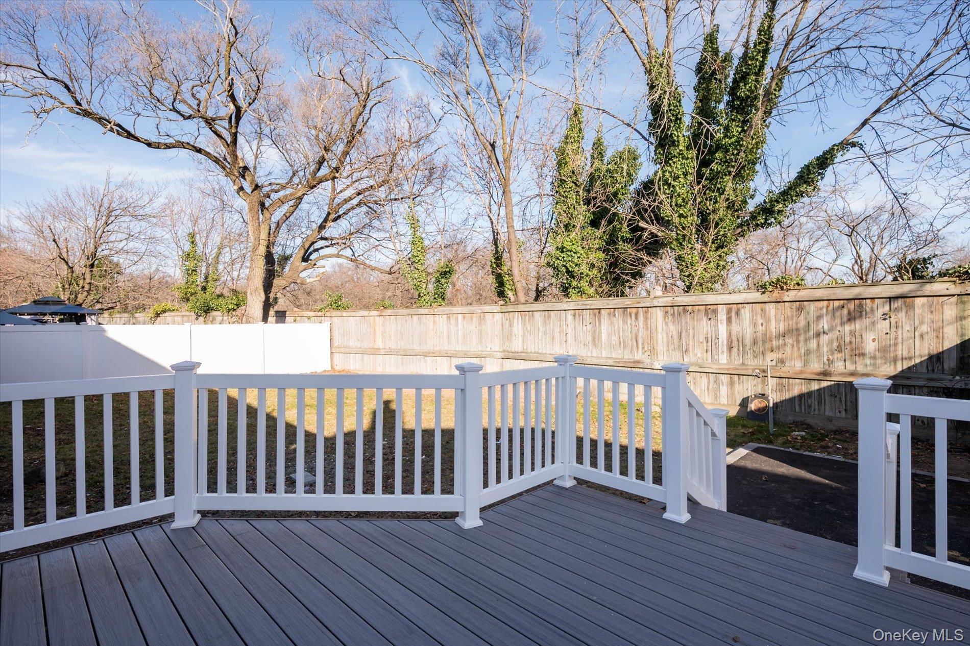 Single Family Embargo Suffolk County, NY 11703, MLS-942819-27