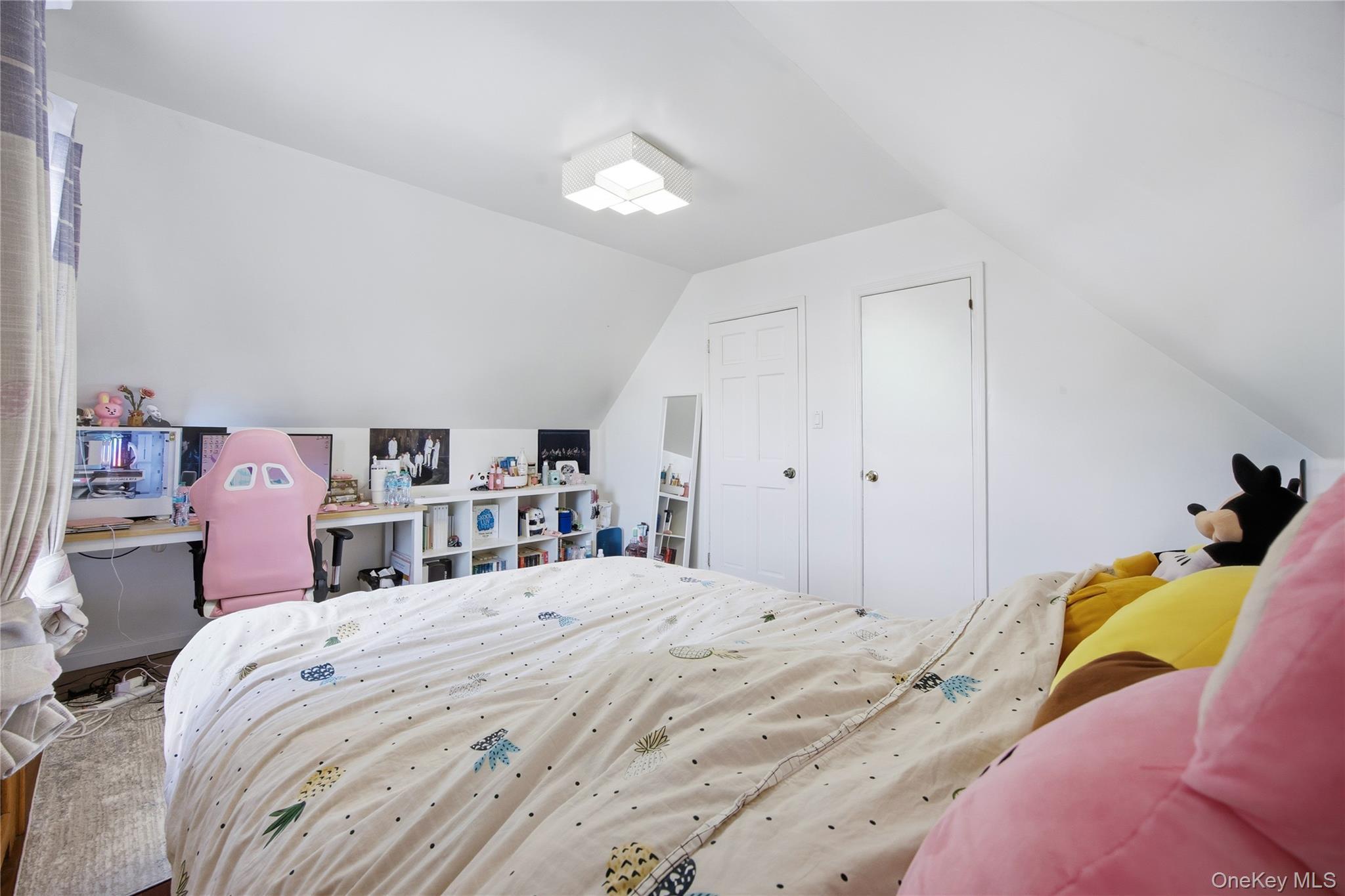 Single Family Clearview  Queens, NY 11361, MLS-942829-17