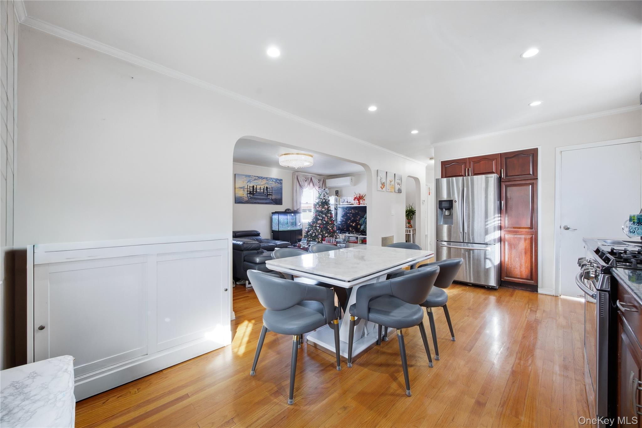 Single Family Clearview  Queens, NY 11361, MLS-942829-6