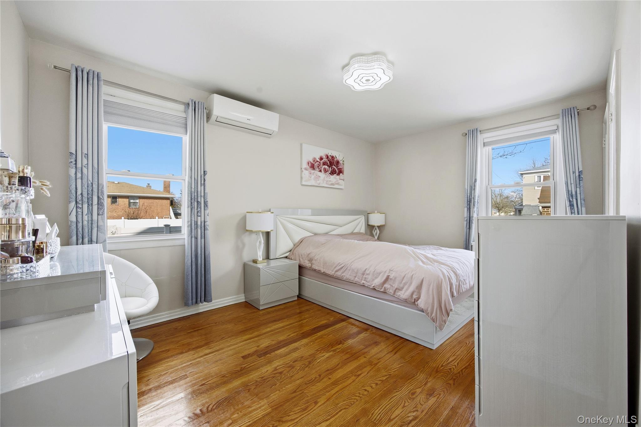 Single Family Clearview  Queens, NY 11361, MLS-942829-8