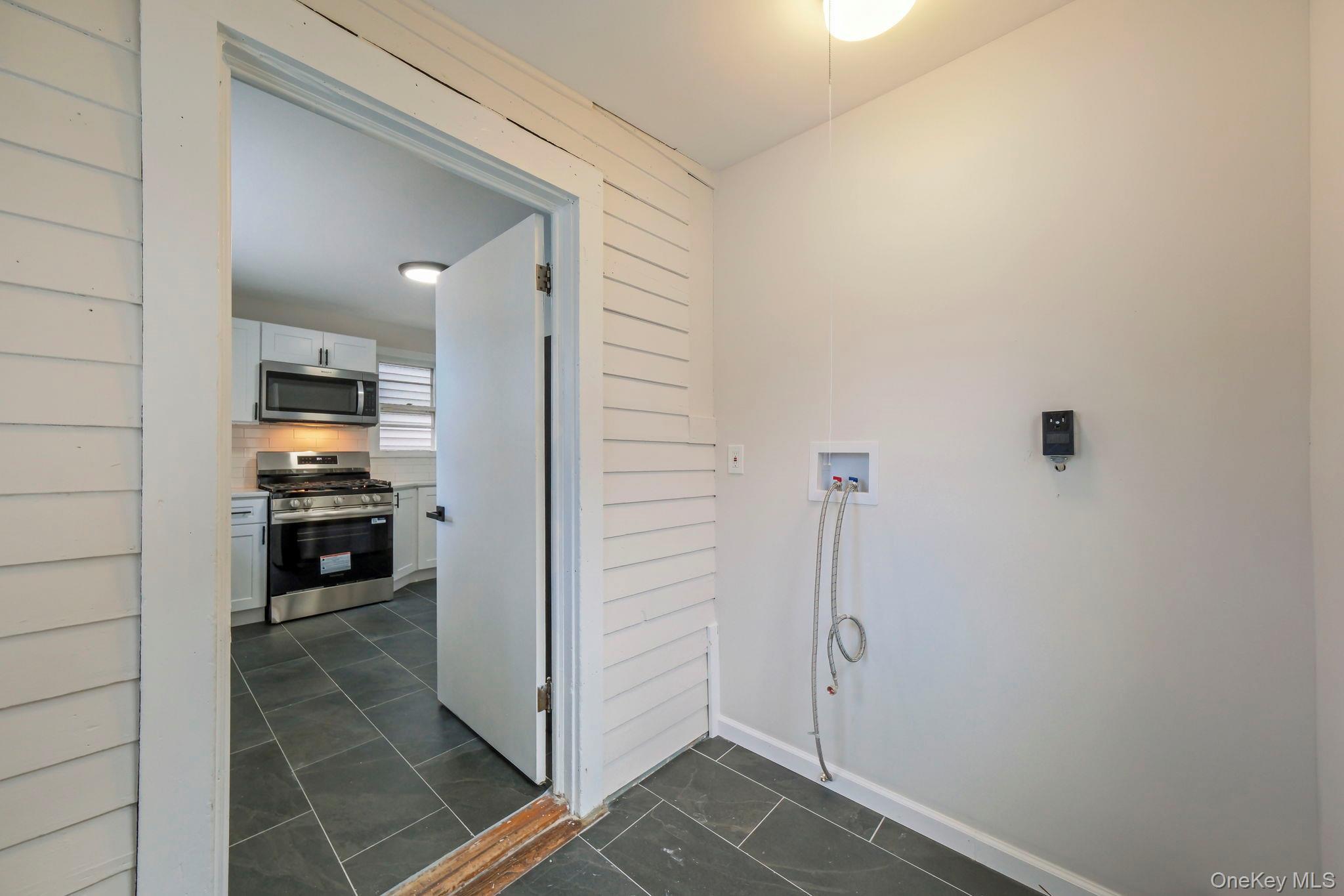 Single Family South Orange County, NY 12550, MLS-942860-11