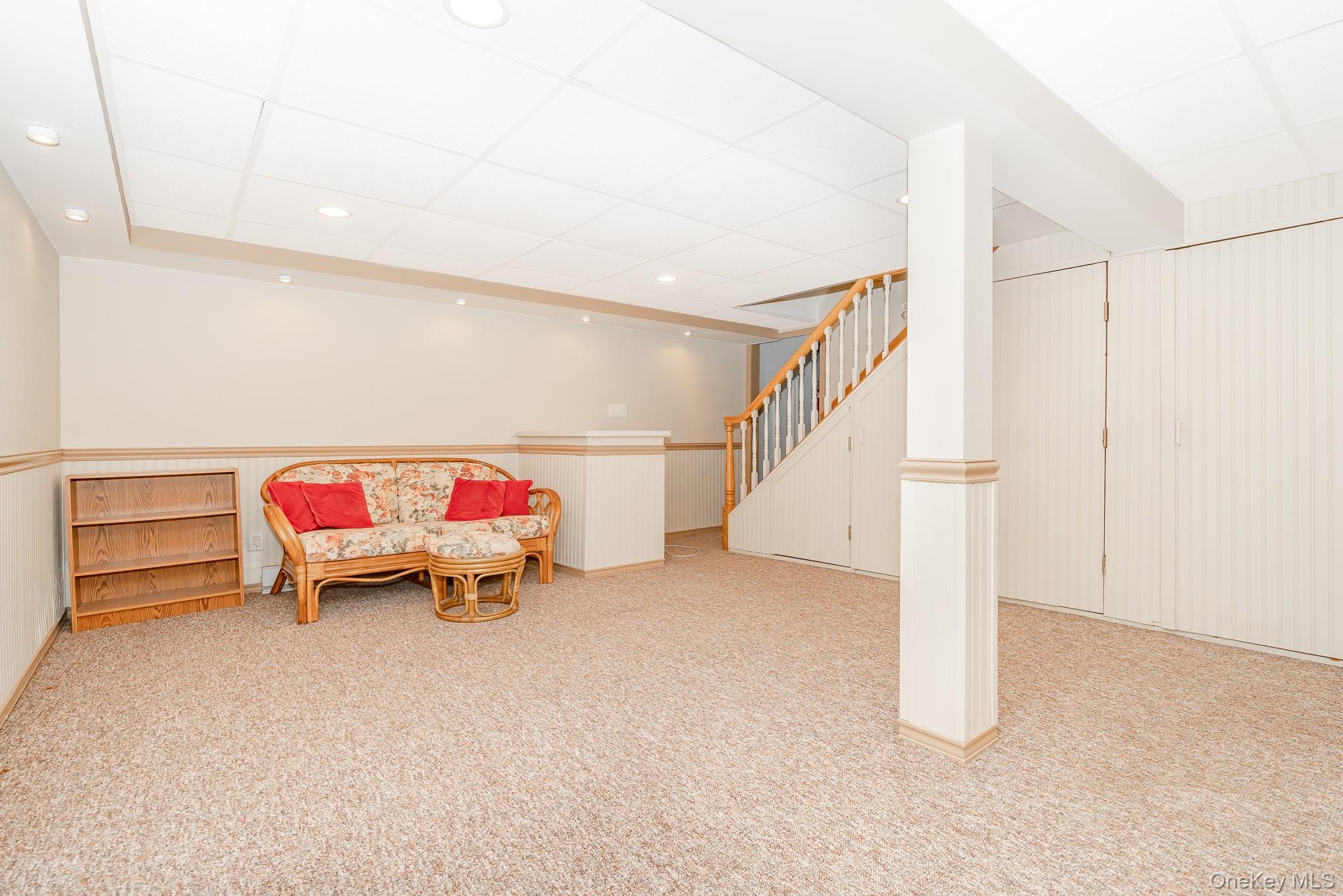 Single Family Pine Nassau County, NY 11758, MLS-942872-17