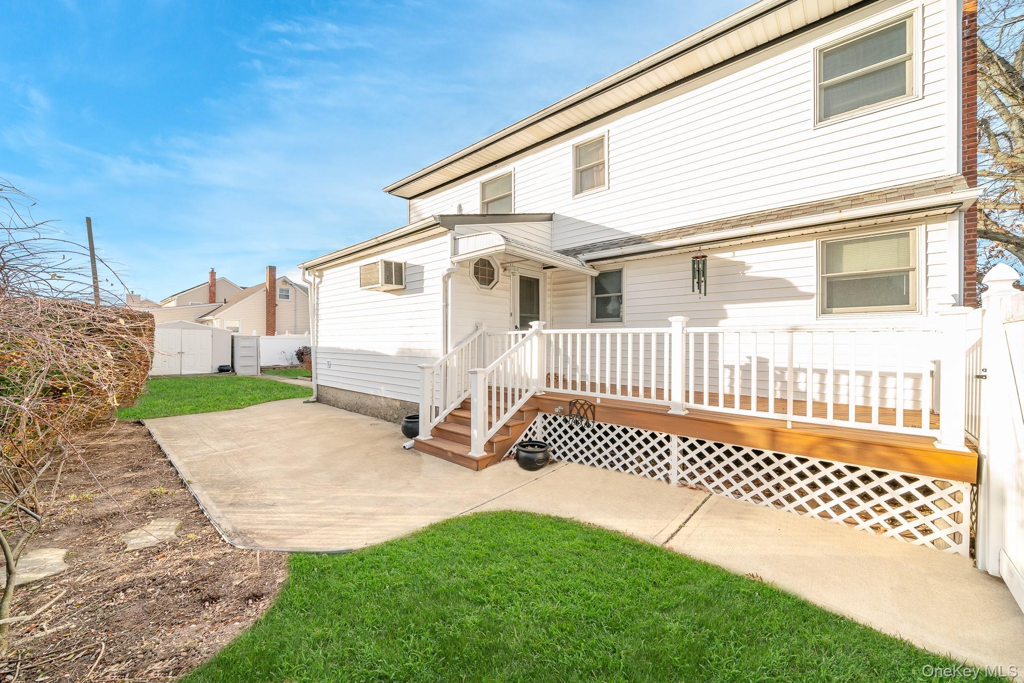 Single Family Pine Nassau County, NY 11758, MLS-942872-19