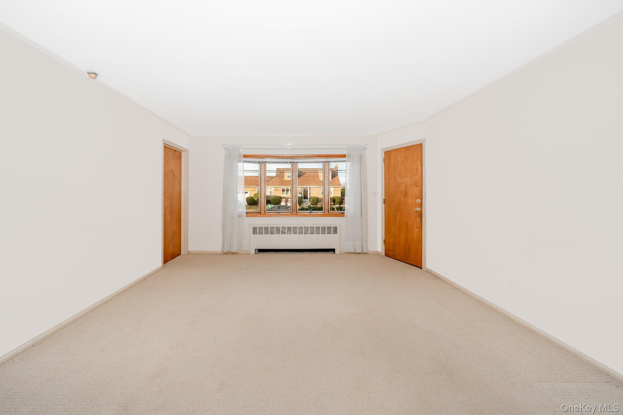 Single Family Pine Nassau County, NY 11758, MLS-942872-2