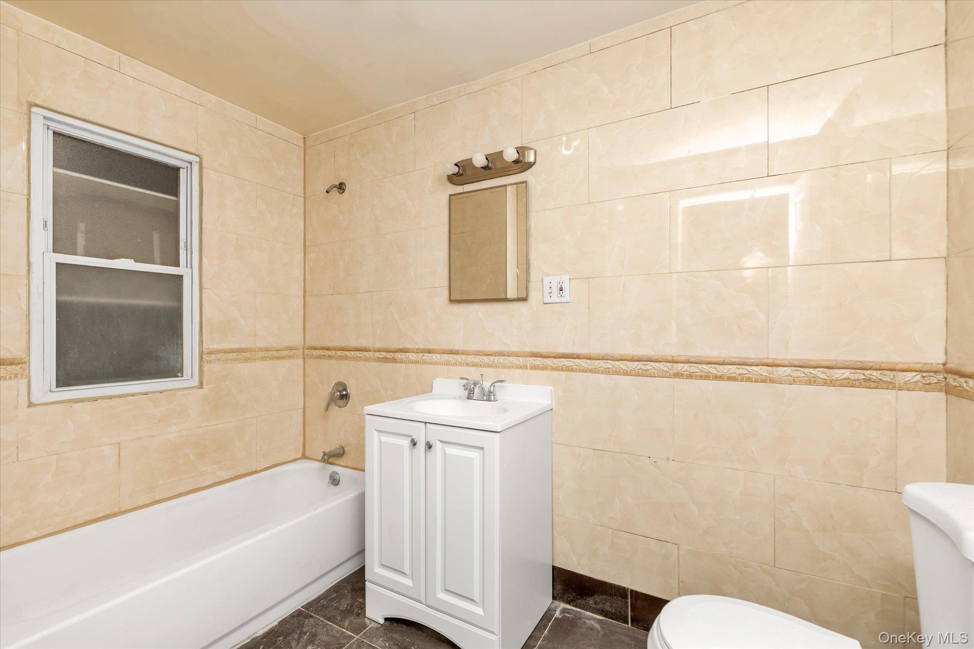 Single Family 123  Queens, NY 11356, MLS-942874-19