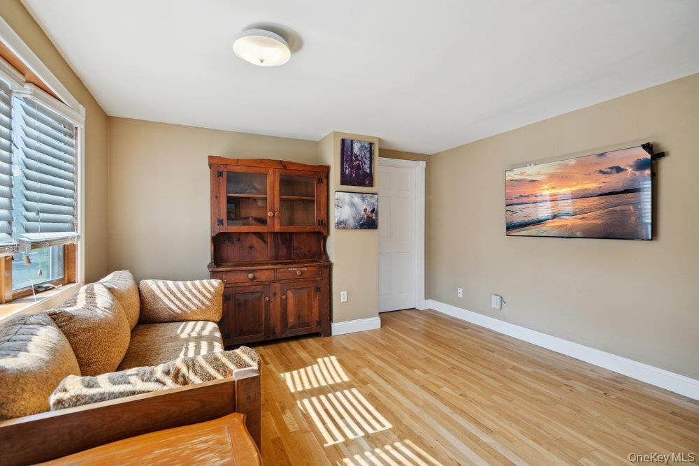 Single Family Sterling Suffolk County, NY 11755, MLS-942895-17