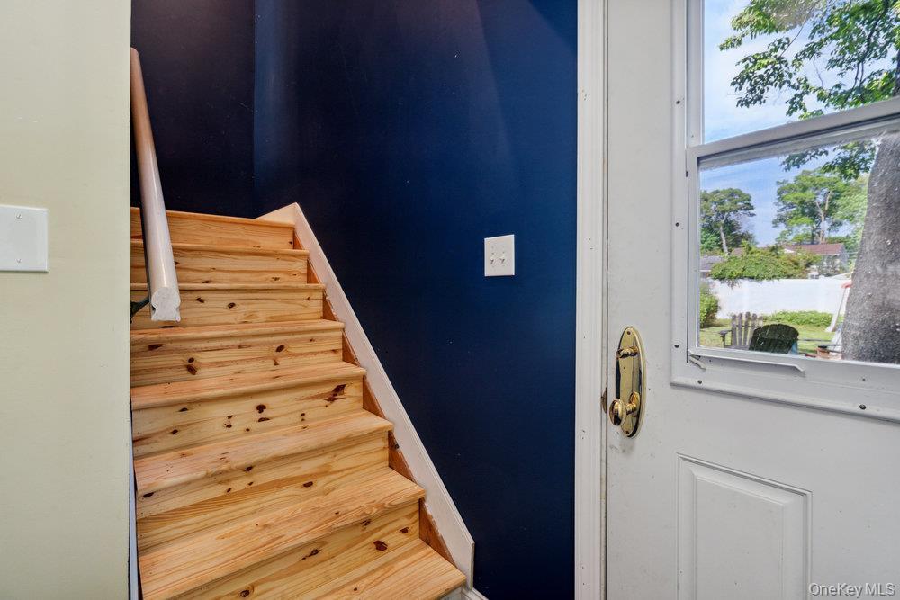 Single Family Sterling Suffolk County, NY 11755, MLS-942895-19