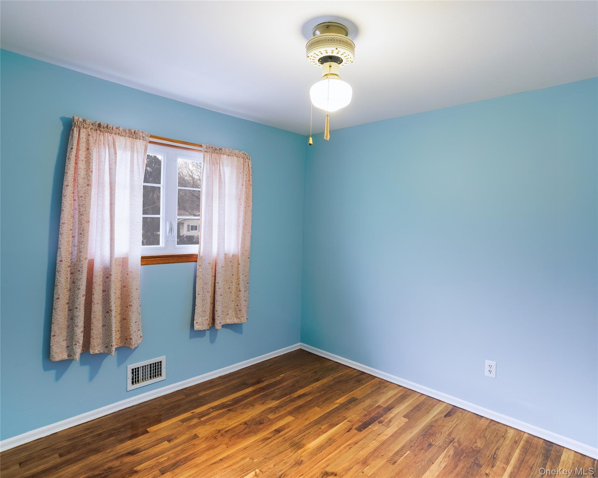 Single Family Junard Suffolk County, NY 11776, MLS-942918-10