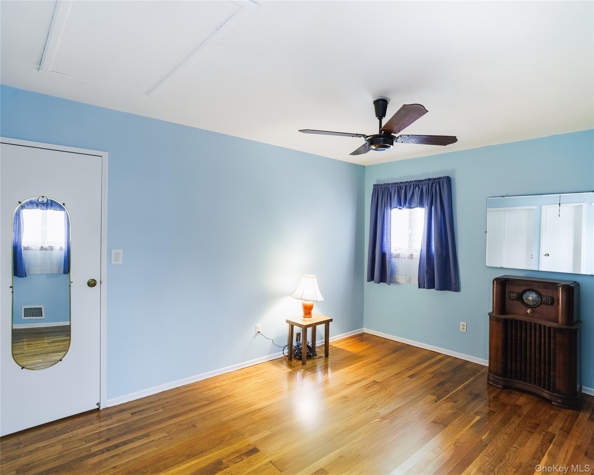 Single Family Junard Suffolk County, NY 11776, MLS-942918-11