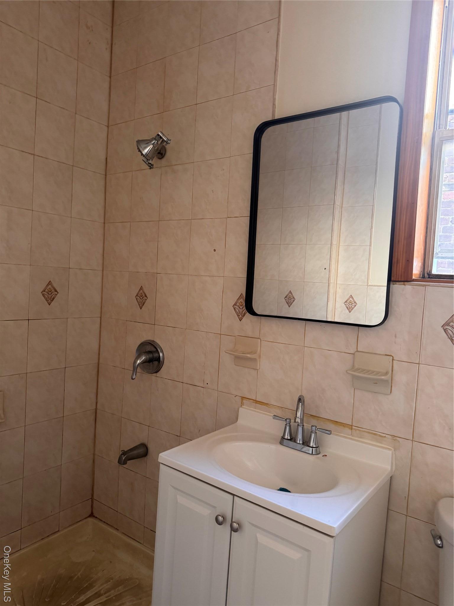 Single Family Jerome  Brooklyn, NY 11207, MLS-942924-6