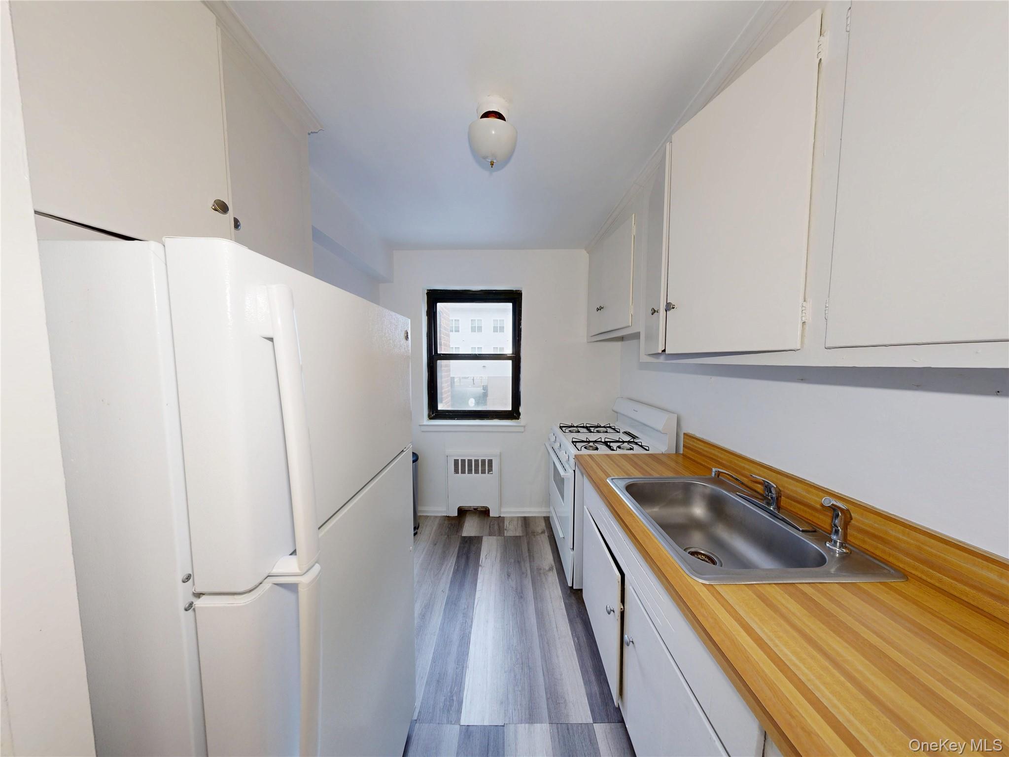 Coop White Oak Street  Westchester County, NY 10801, MLS-942948-9