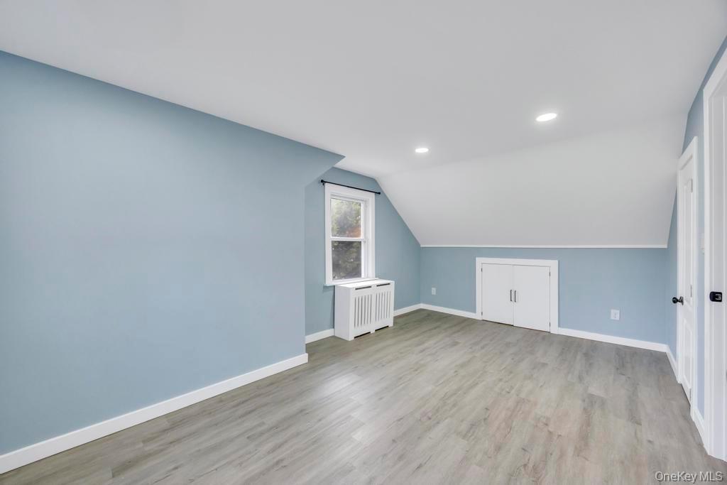 Single Family Clinton Suffolk County, NY 11757, MLS-942955-12