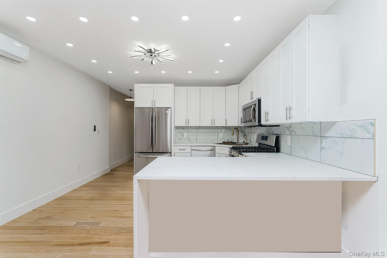 Single Family 52nd  Brooklyn, NY 11203, MLS-942969-11