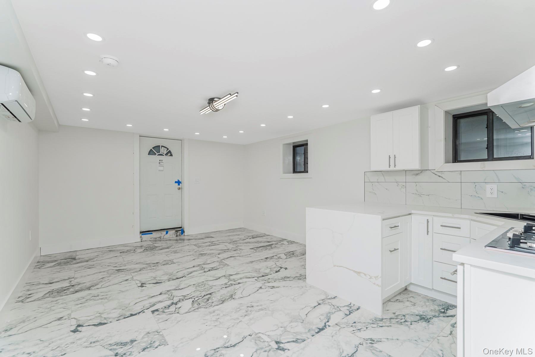 Single Family 52nd  Brooklyn, NY 11203, MLS-942969-17