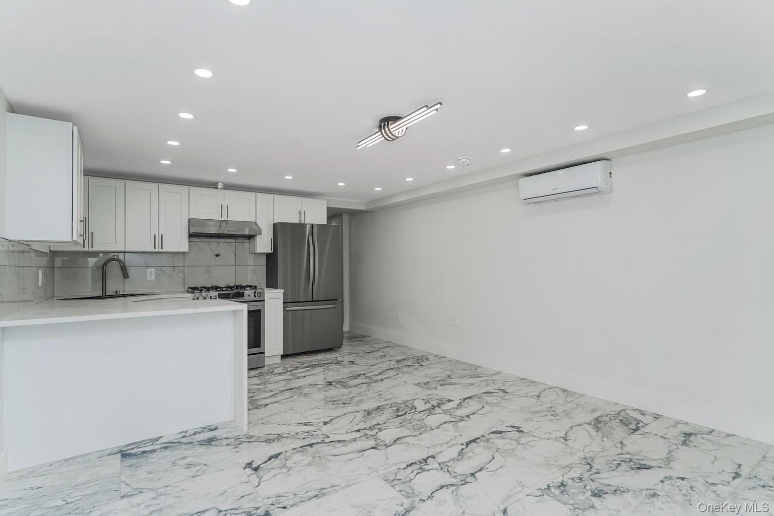 Single Family 52nd  Brooklyn, NY 11203, MLS-942969-20