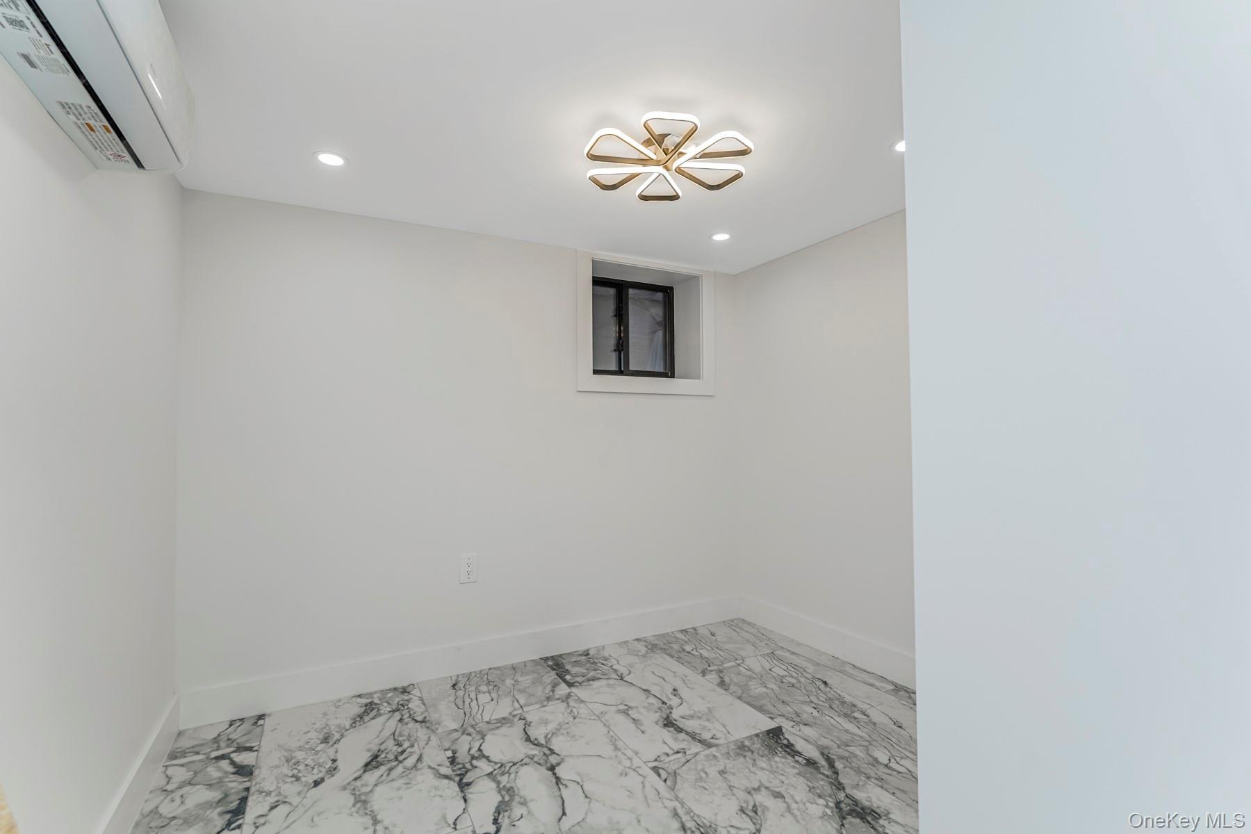 Single Family 52nd  Brooklyn, NY 11203, MLS-942969-24