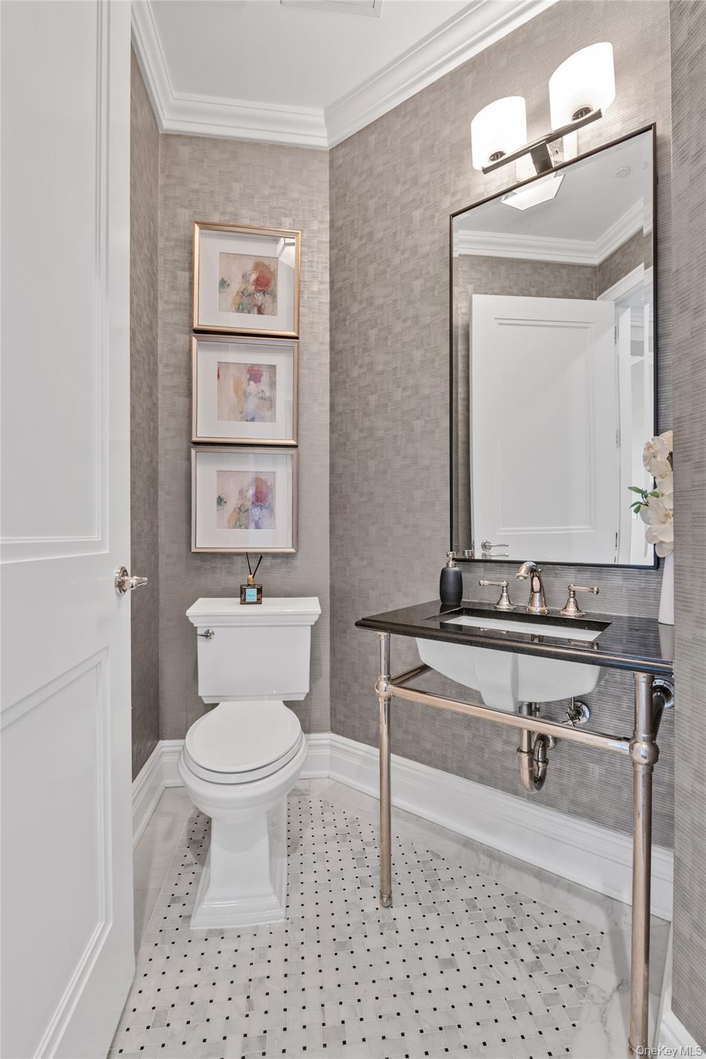 Condo Royal  Nassau County, NY 11040, MLS-942975-10