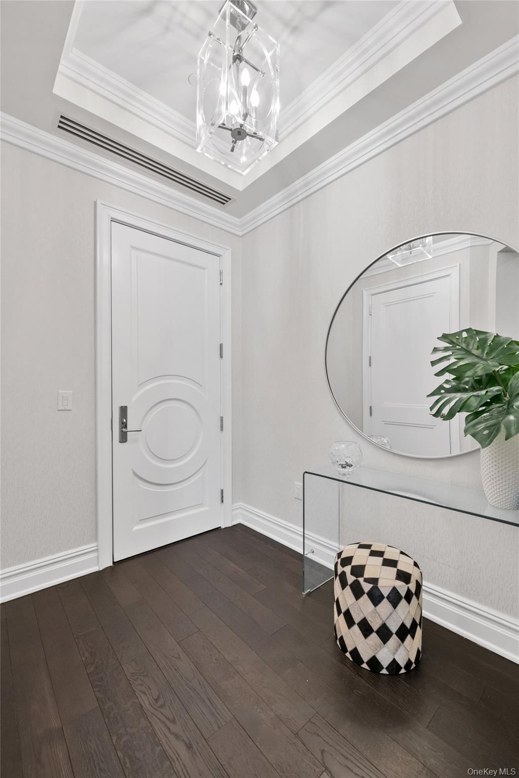 Condo Royal  Nassau County, NY 11040, MLS-942975-2