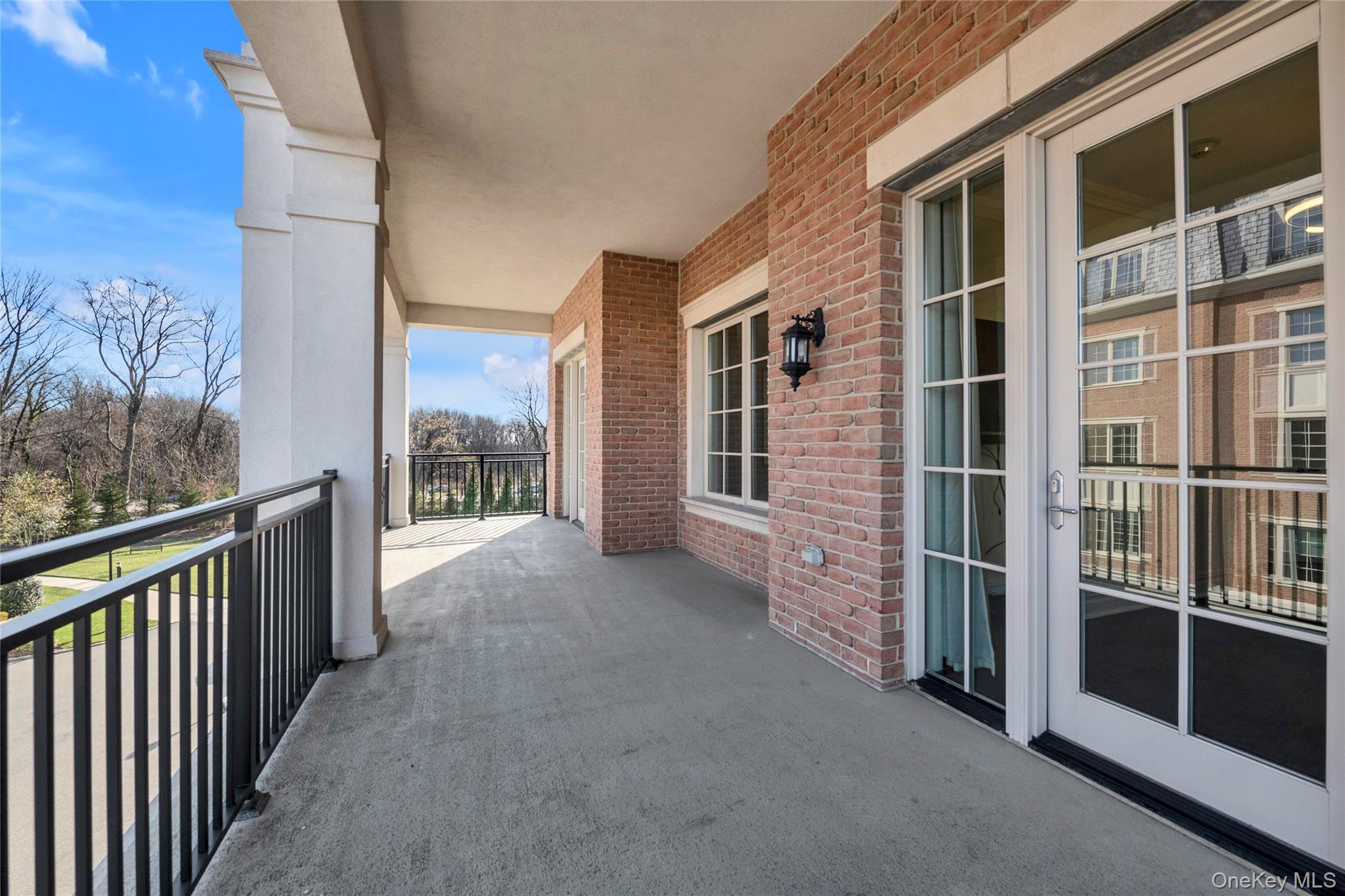 Condo Royal  Nassau County, NY 11040, MLS-942975-23