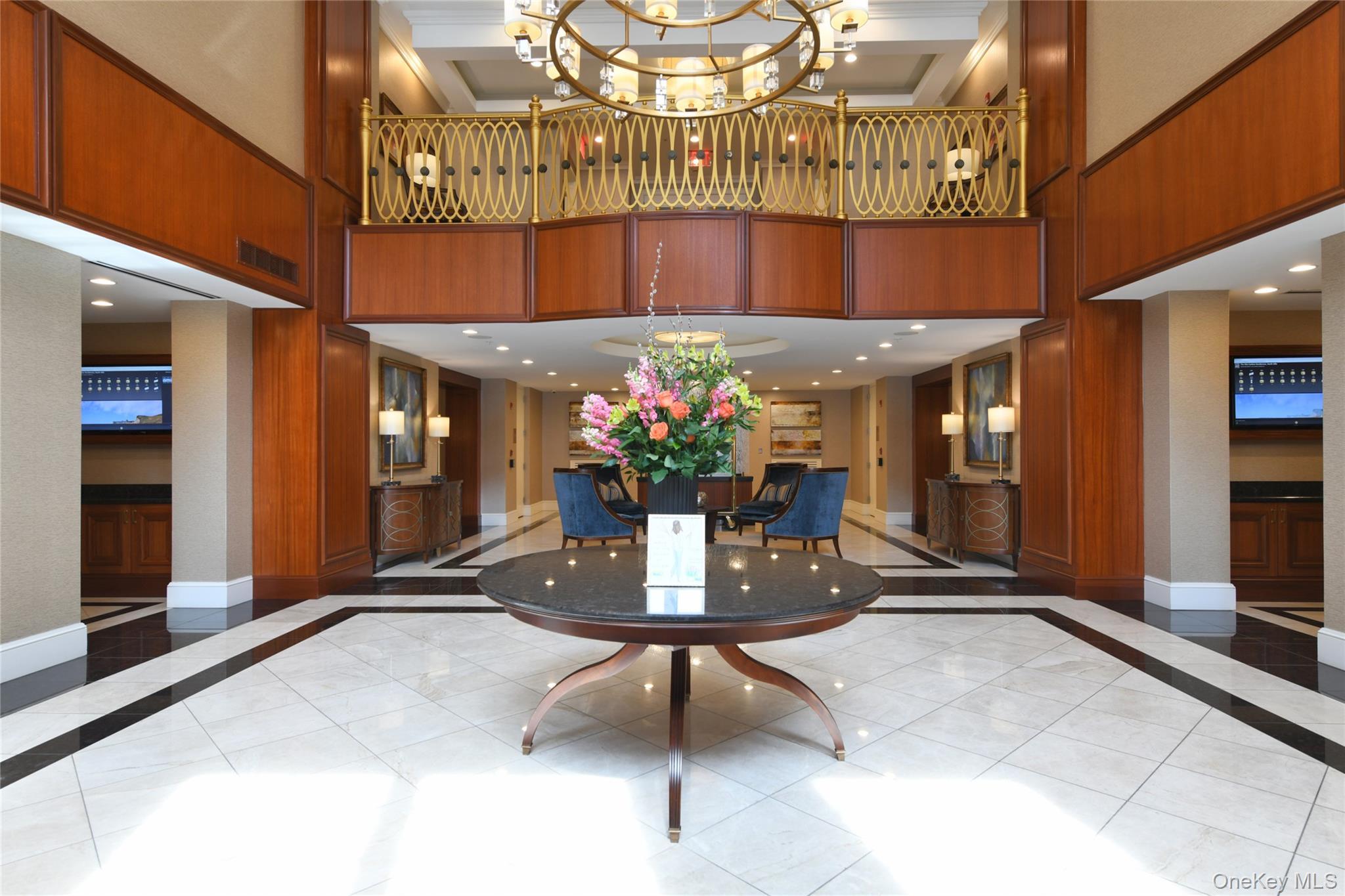 Condo Royal  Nassau County, NY 11040, MLS-942975-25