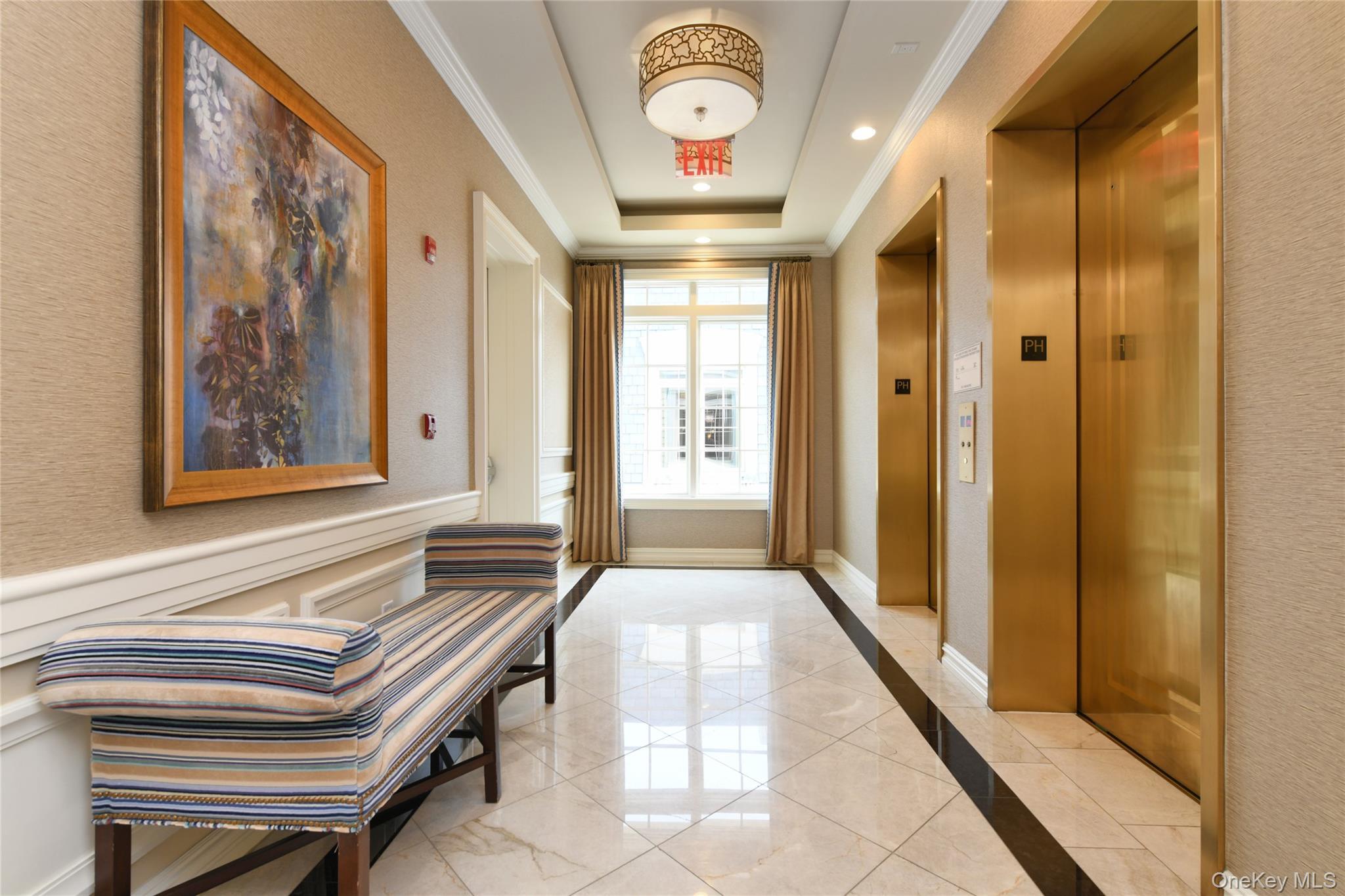 Condo Royal  Nassau County, NY 11040, MLS-942975-28