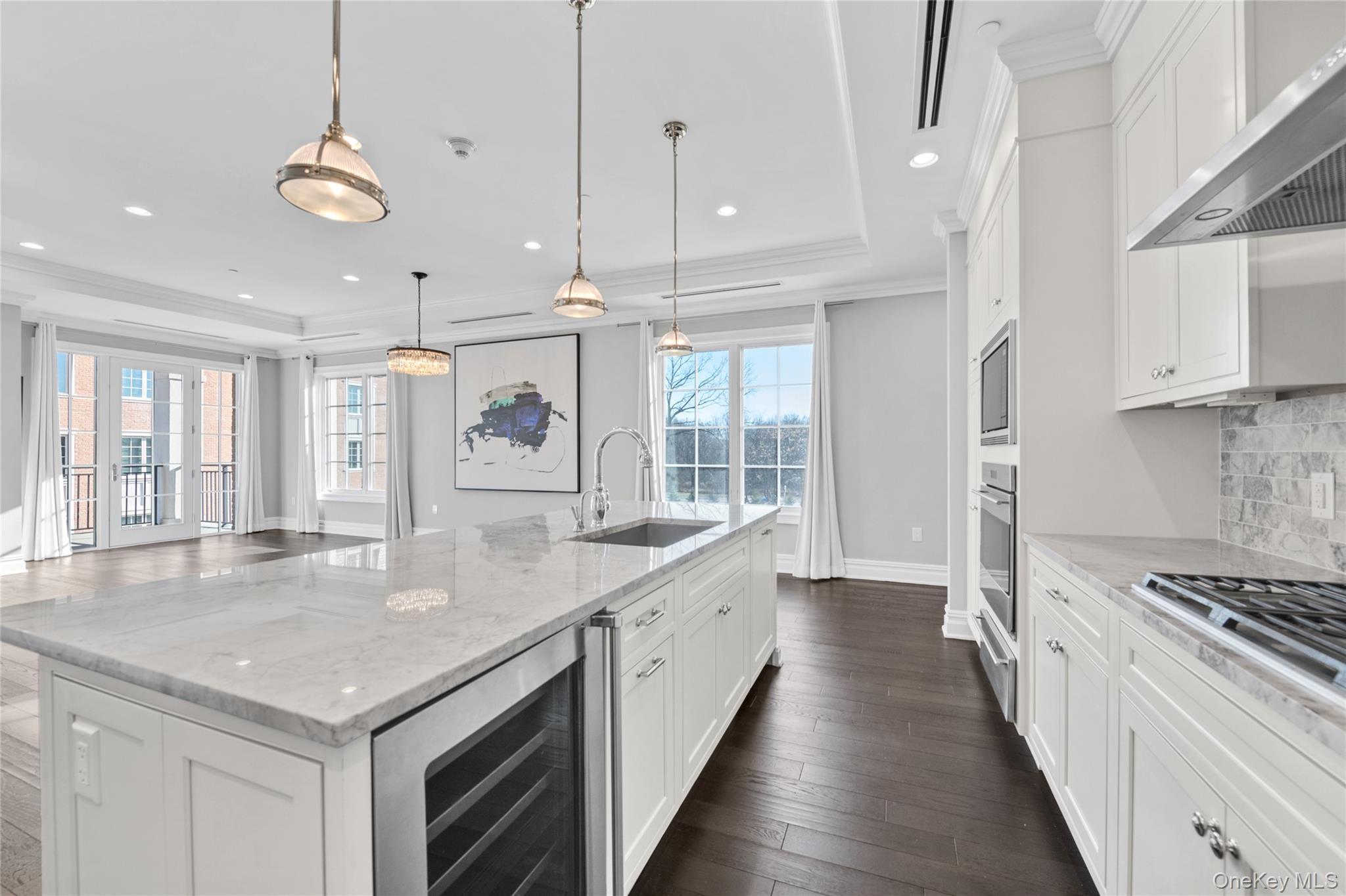 Condo Royal  Nassau County, NY 11040, MLS-942975-8