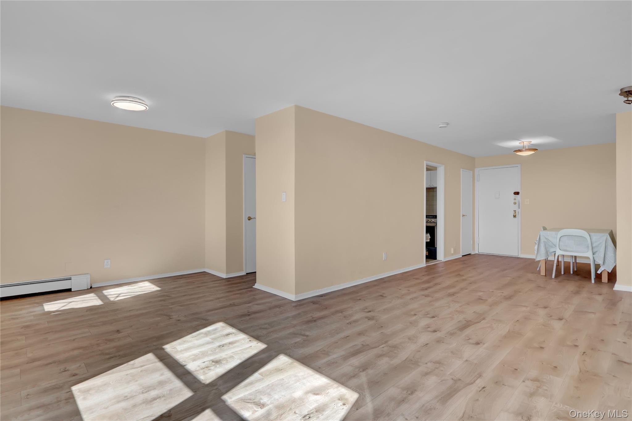 Coop Little Neck Parkway  Queens, NY 11362, MLS-942976-14