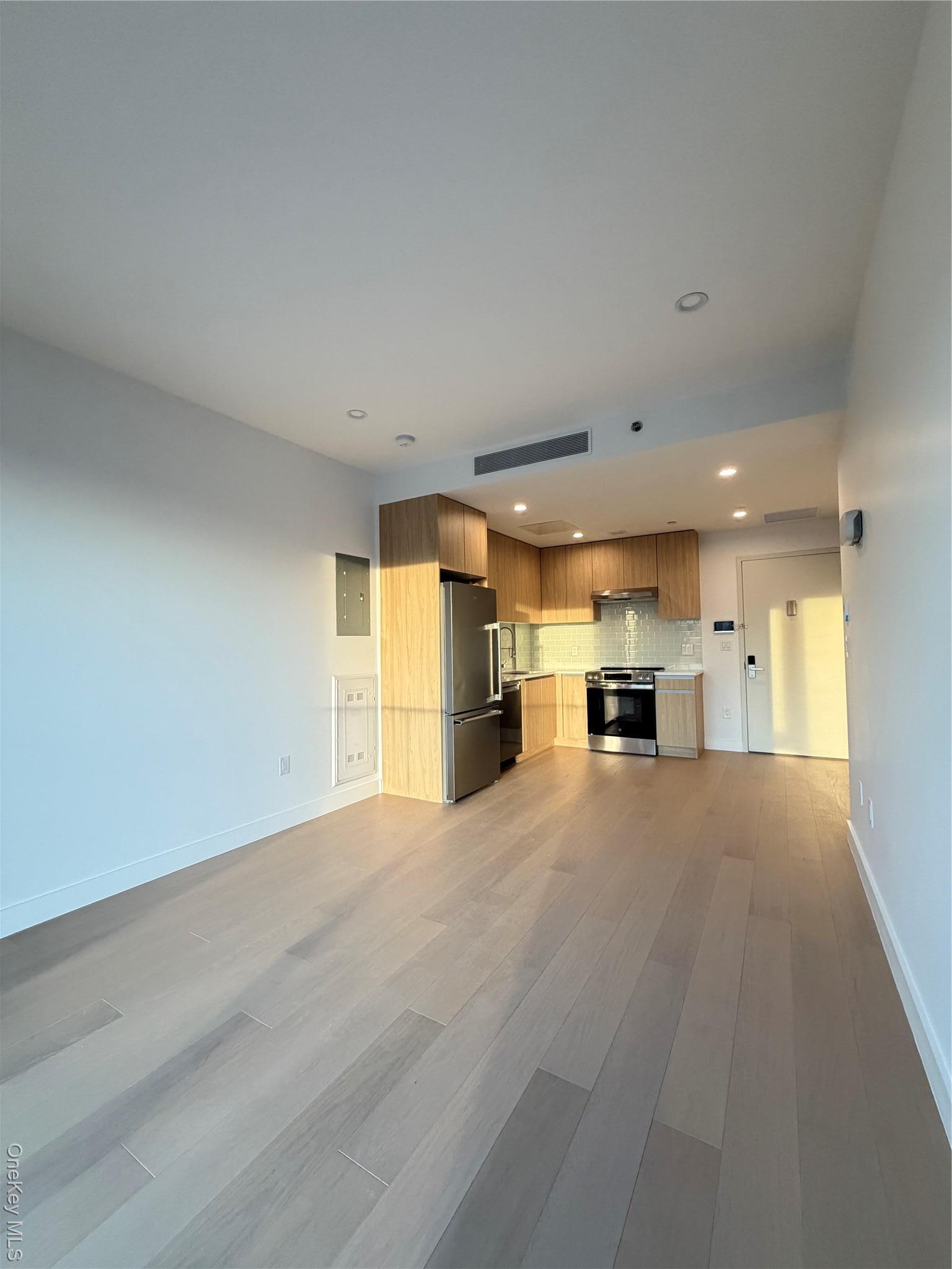 Condo Northern  Queens, NY 11354, MLS-942980-7