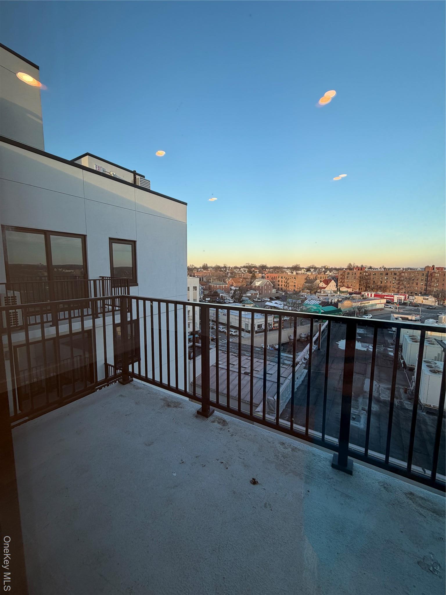 Condo Northern  Queens, NY 11354, MLS-942992-7