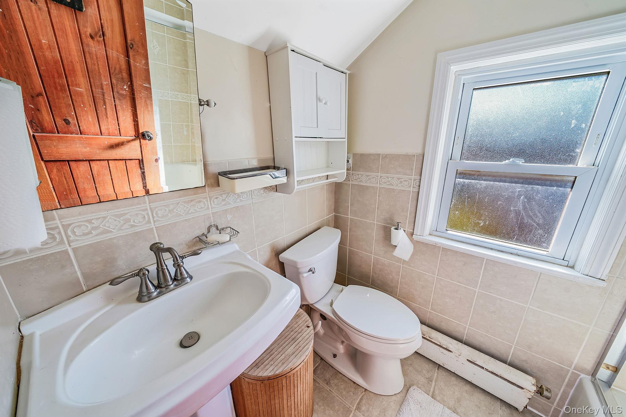 Single Family Chester Nassau County, NY 11580, MLS-942993-11