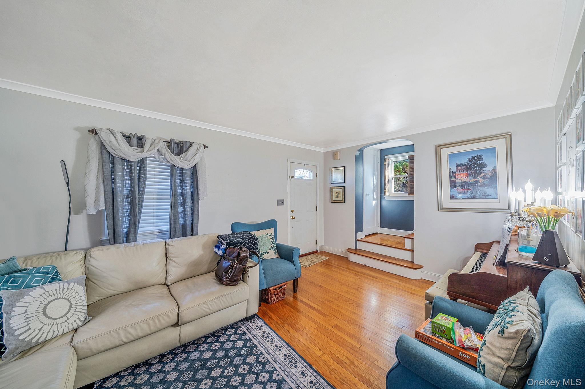 Single Family Chester Nassau County, NY 11580, MLS-942993-2